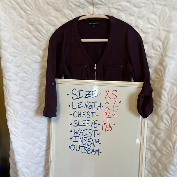 Fortune + Ivy purple top v-neck with 2 front pockets front zipper sz XS - Picture 5 of 5